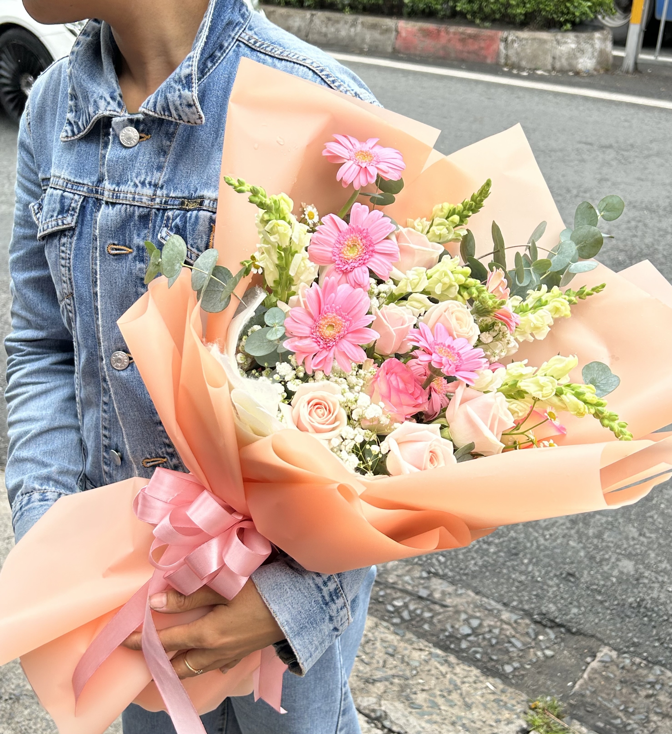 Một sớm mai có em